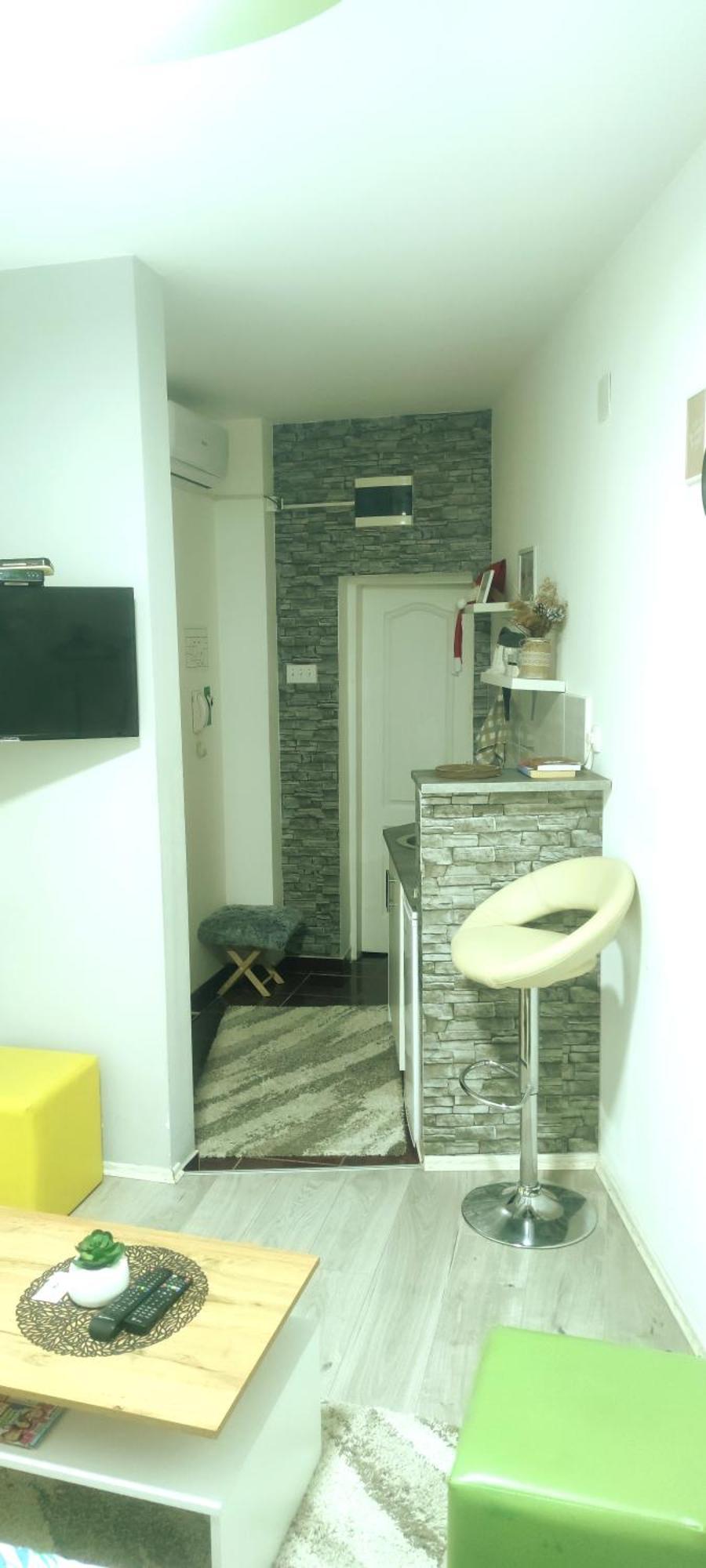 Zen Apartmani 즈레냐닌 외부 사진